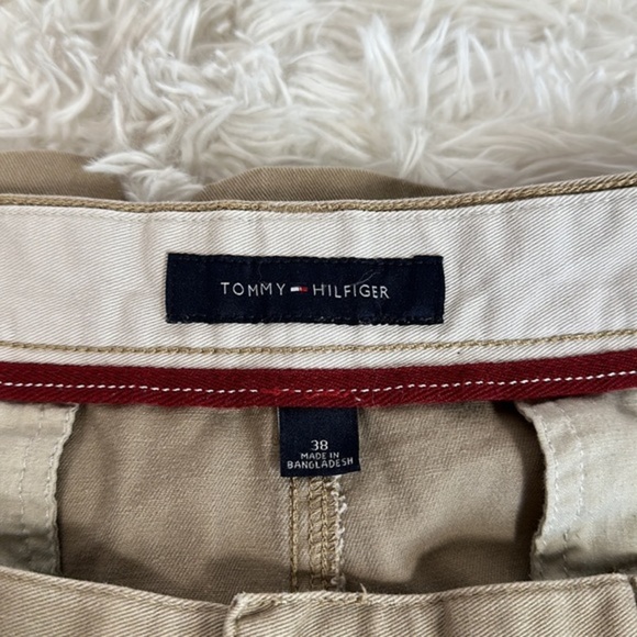 Tommy Hilfiger Beige/Tan Cargo Utility Shorts - Picture 10 of 11